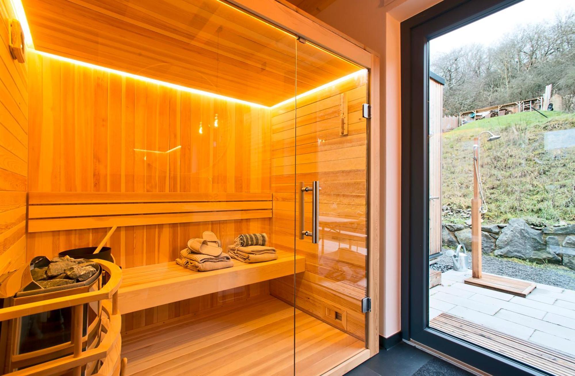 Eifelhausaufzeit-Vulkaneifel-Architekten-Chalet Mit Sauna Im Vulkankrater Immerath ภายนอก รูปภาพ